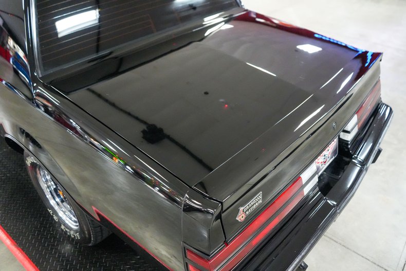 Buick-Grand-national-1987-Black-Gray-41