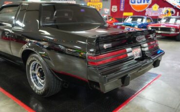 Buick-Grand-national-1987-Black-Gray-42