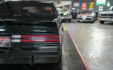 Buick-Grand-national-1987-Black-Gray-44