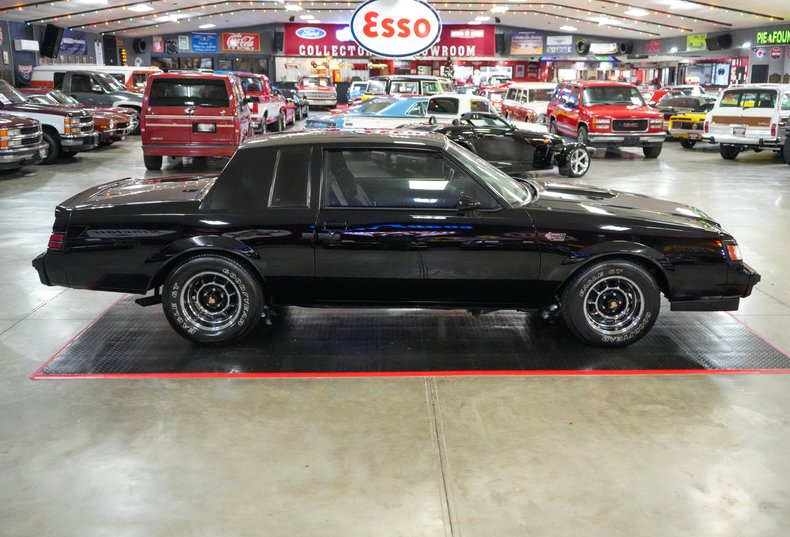 Buick-Grand-national-1987-Black-Gray-7