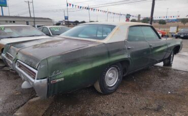 Buick-LeSabre-1969-Sedan-1