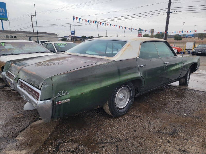 Buick-LeSabre-1969-Sedan-1