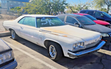 Buick-LeSabre-1973-Coupe-4