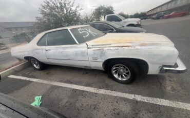 Buick-LeSabre-1973-Coupe-6