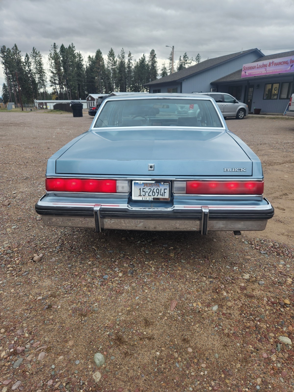 Buick-LeSabre-1985-Sedan-1