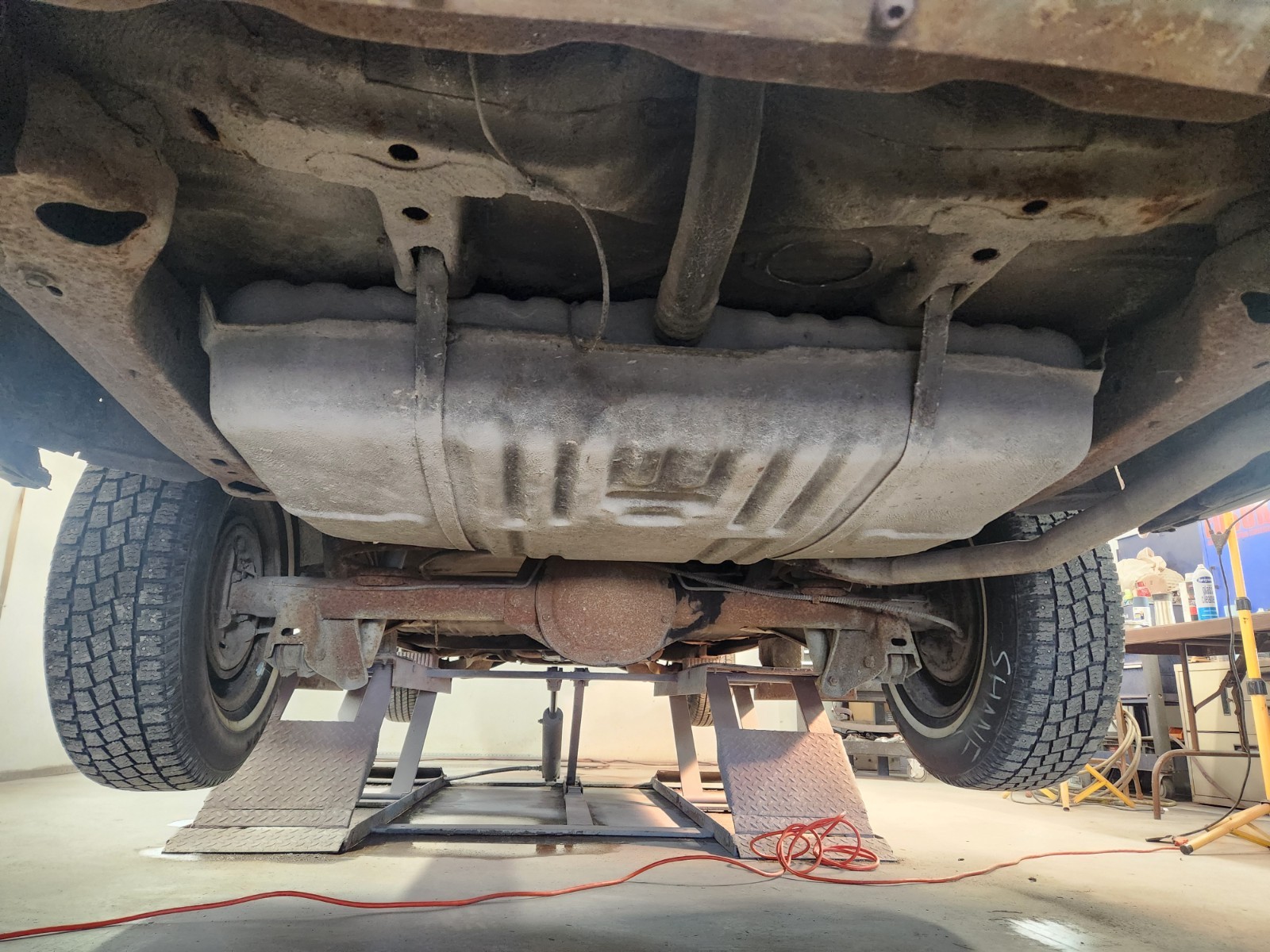 Buick-LeSabre-1985-Sedan-13