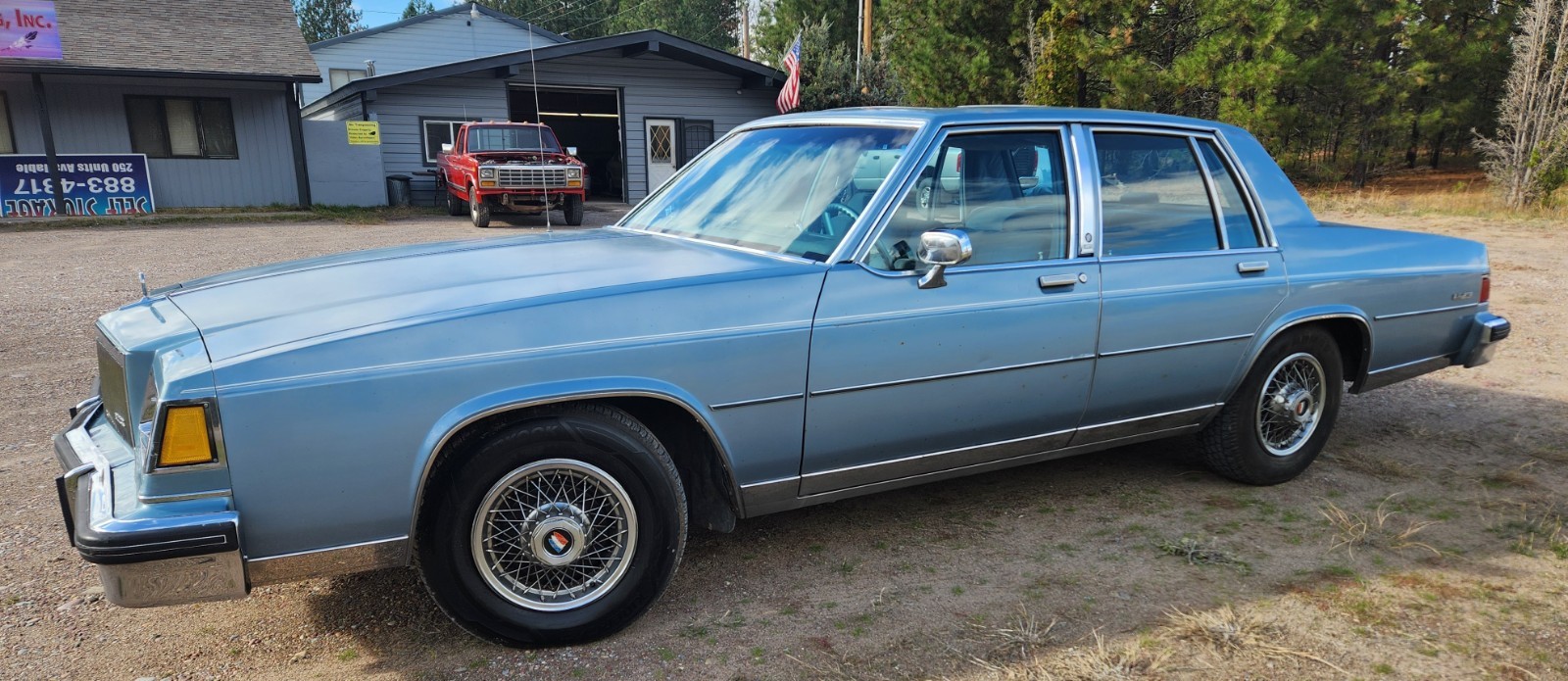 Buick-LeSabre-1985-Sedan-16