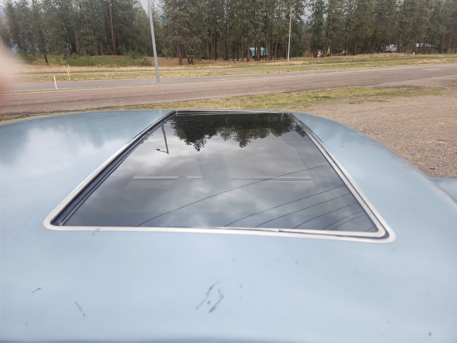 Buick-LeSabre-1985-Sedan-2