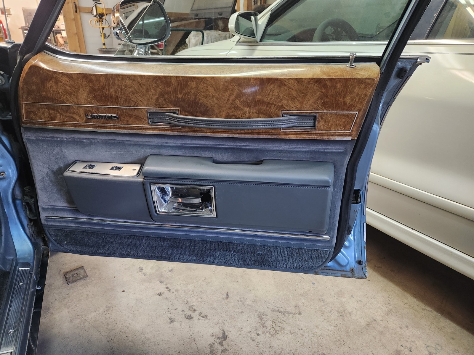 Buick-LeSabre-1985-Sedan-20