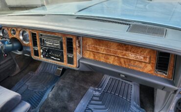 Buick-LeSabre-1985-Sedan-3
