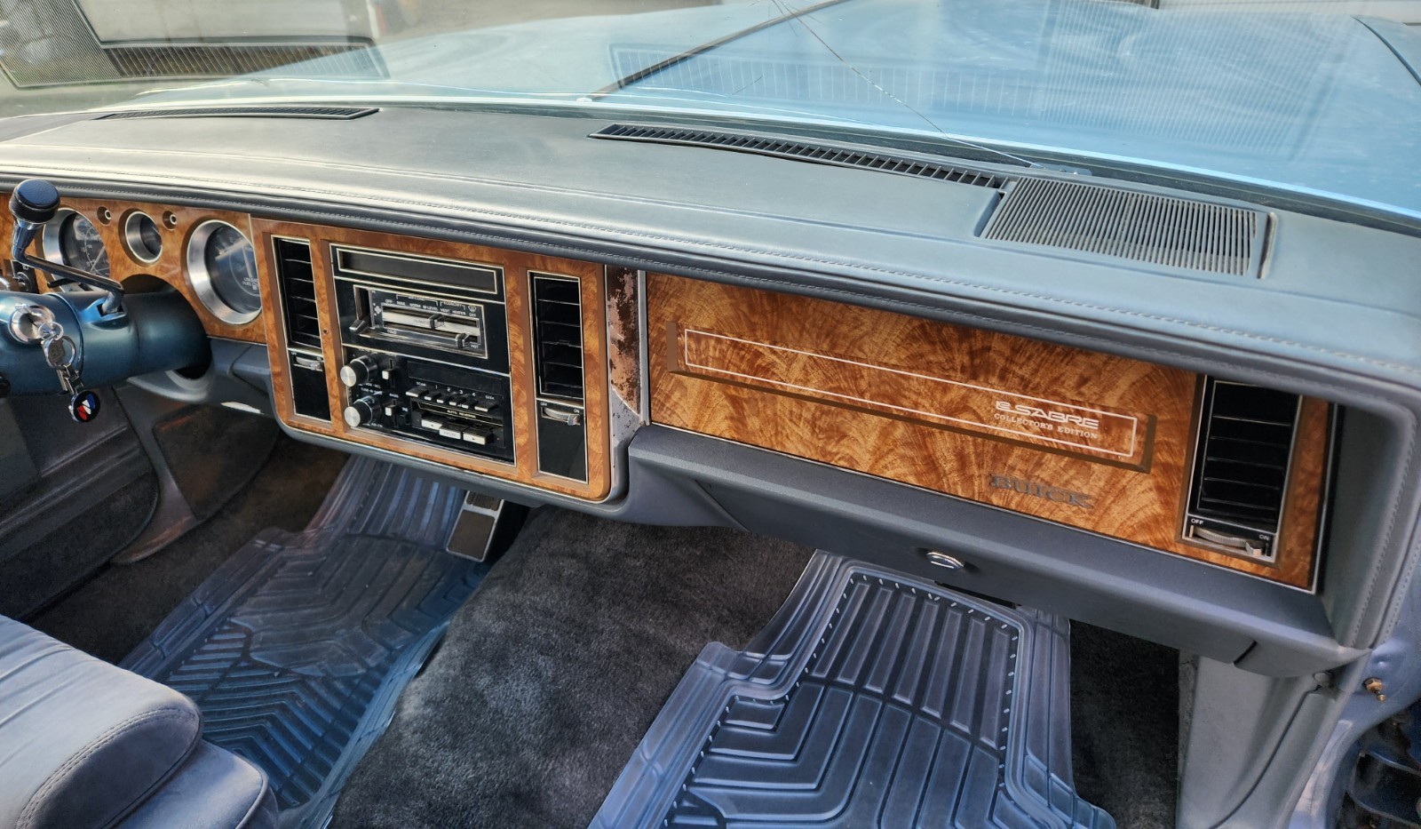 Buick-LeSabre-1985-Sedan-3