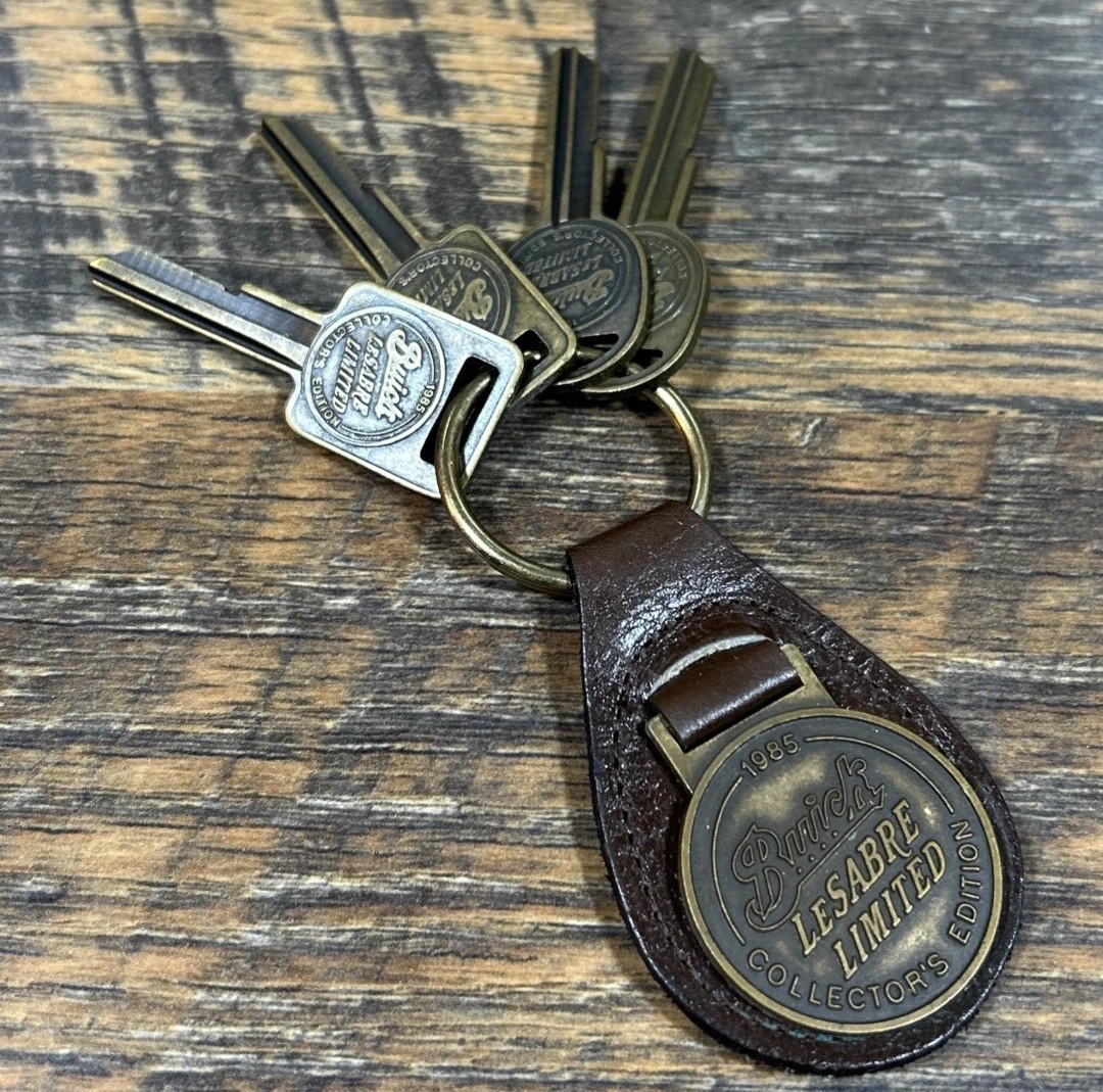 Buick-LeSabre-1985-Sedan-5