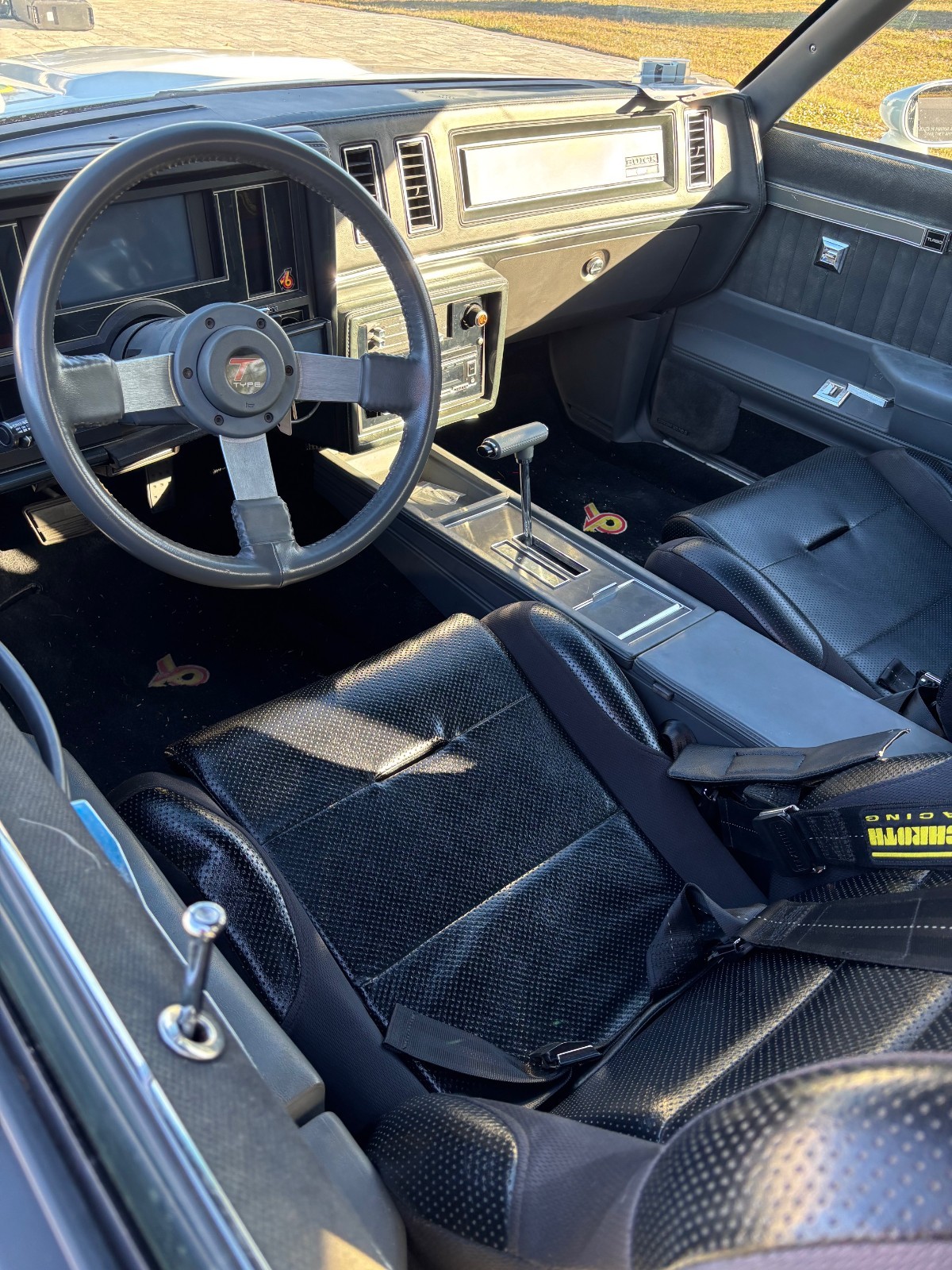 Buick-Regal-1984-Coupe-22