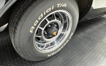 Buick-Regal-1987-Black-Gray-23