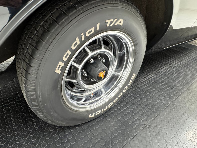 Buick-Regal-1987-Black-Gray-23