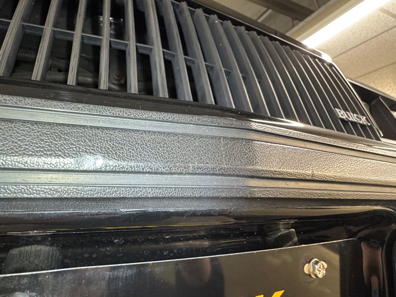 Buick-Regal-1987-Black-Gray-26