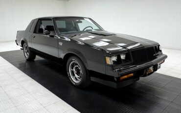 Buick-Regal-1987-Black-Gray-3