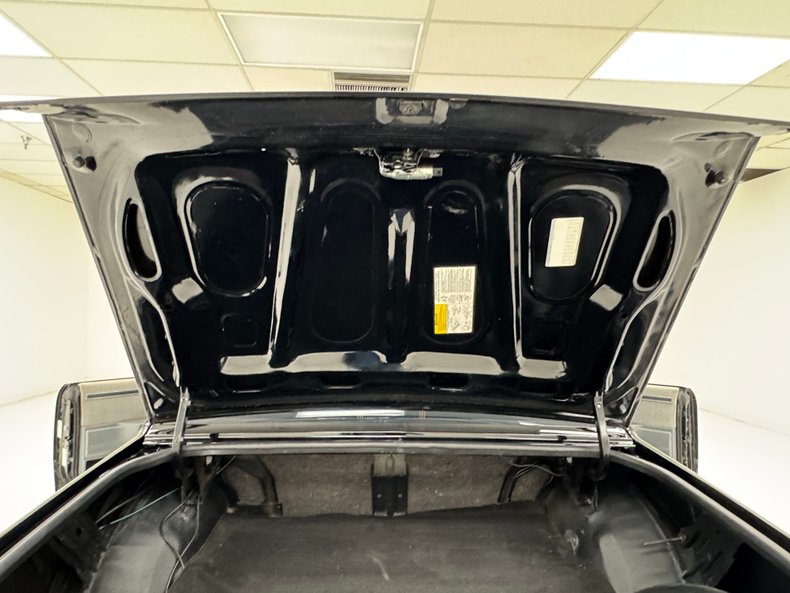 Buick-Regal-1987-Black-Gray-38