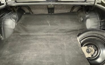 Buick-Regal-1987-Black-Gray-40