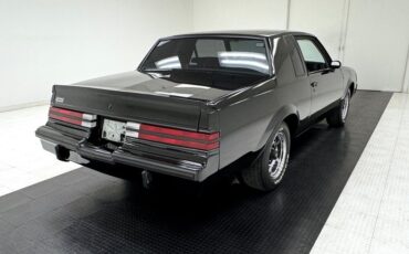 Buick-Regal-1987-Black-Gray-47