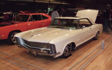 Buick-Riviera-1965-Coupe-17