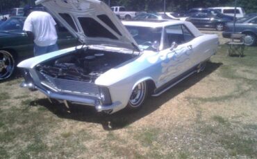 Buick-Riviera-1965-Coupe-19