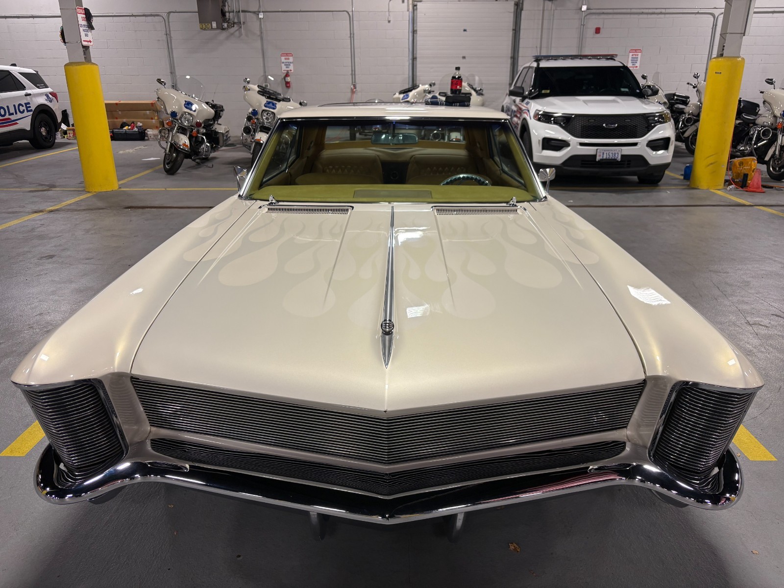 Buick-Riviera-1965-Coupe-2