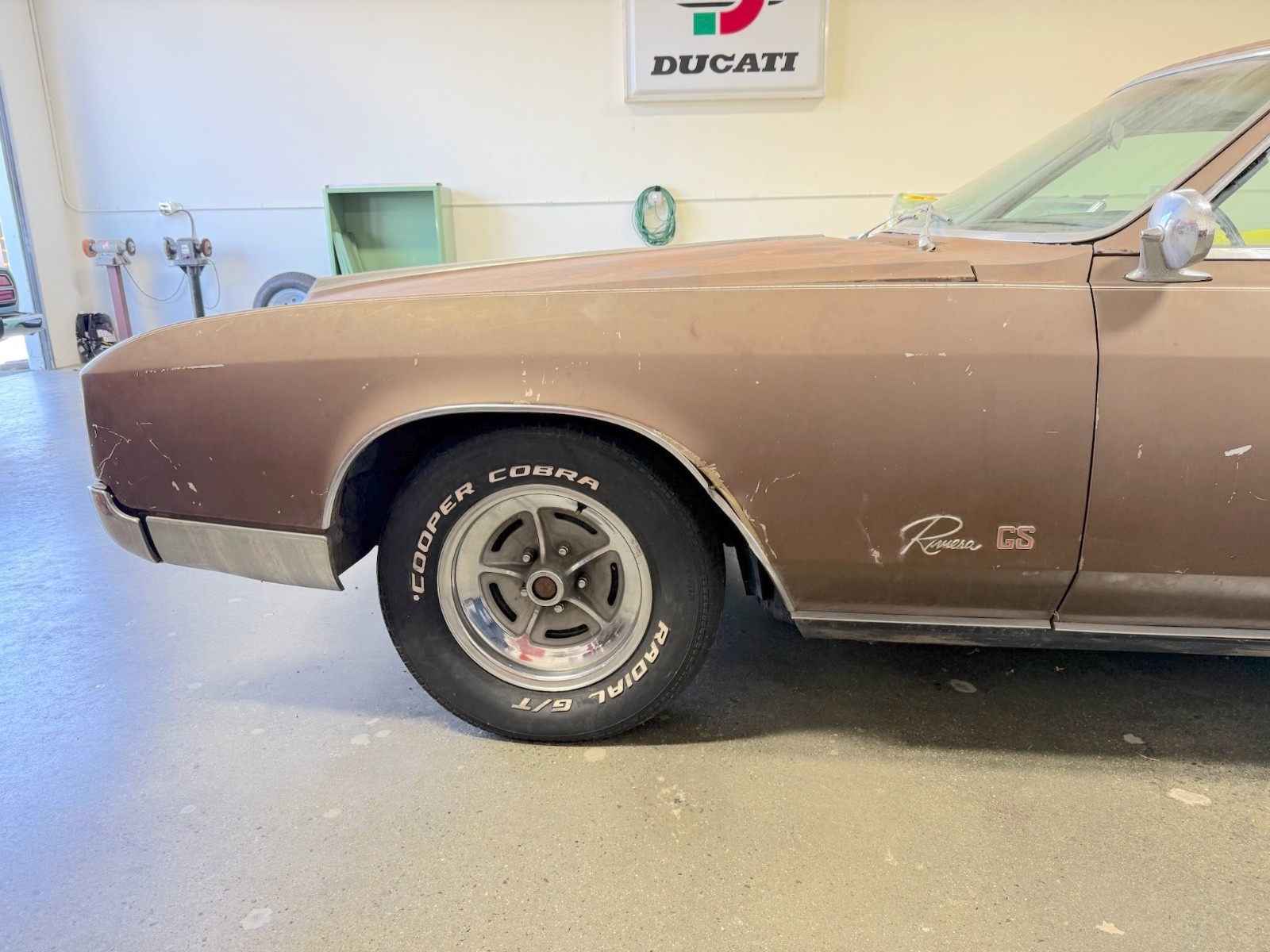 Buick-Riviera-1966-Coupe-12