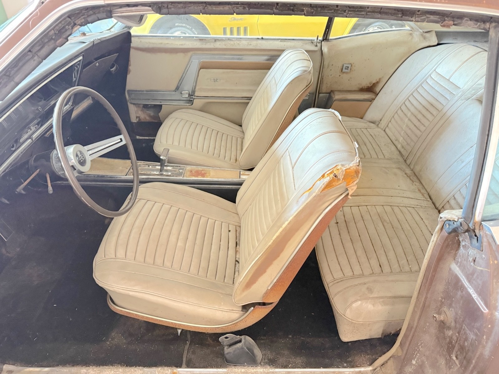 Buick-Riviera-1966-Coupe-24