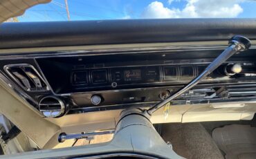 Buick-Riviera-1967-13