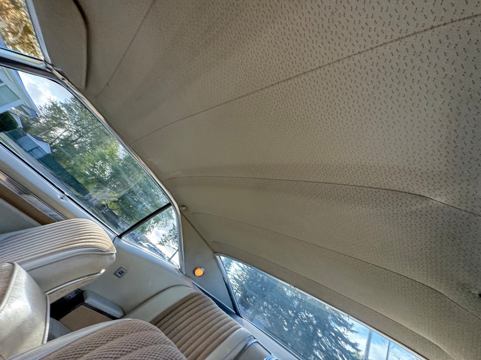 Buick-Riviera-1967-17