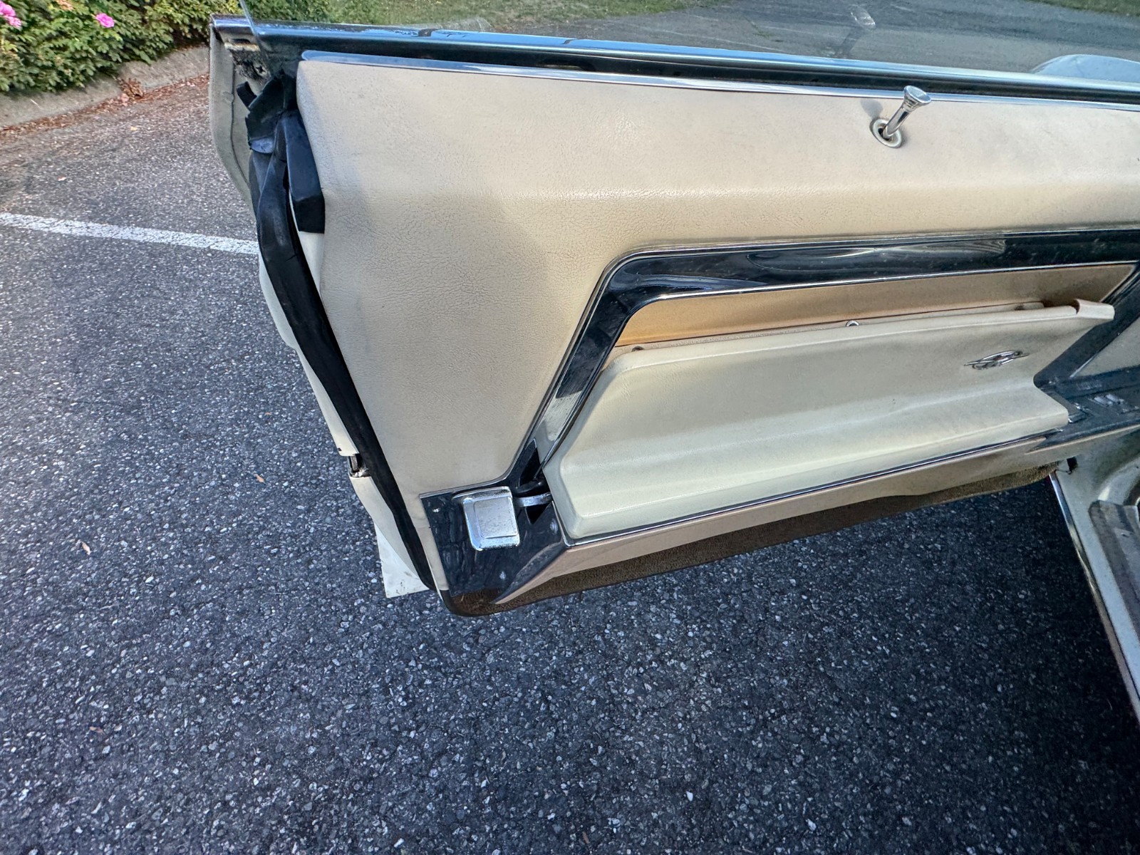 Buick-Riviera-1967-20