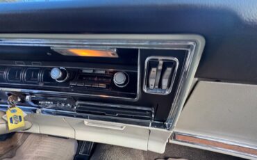 Buick-Riviera-1967-23