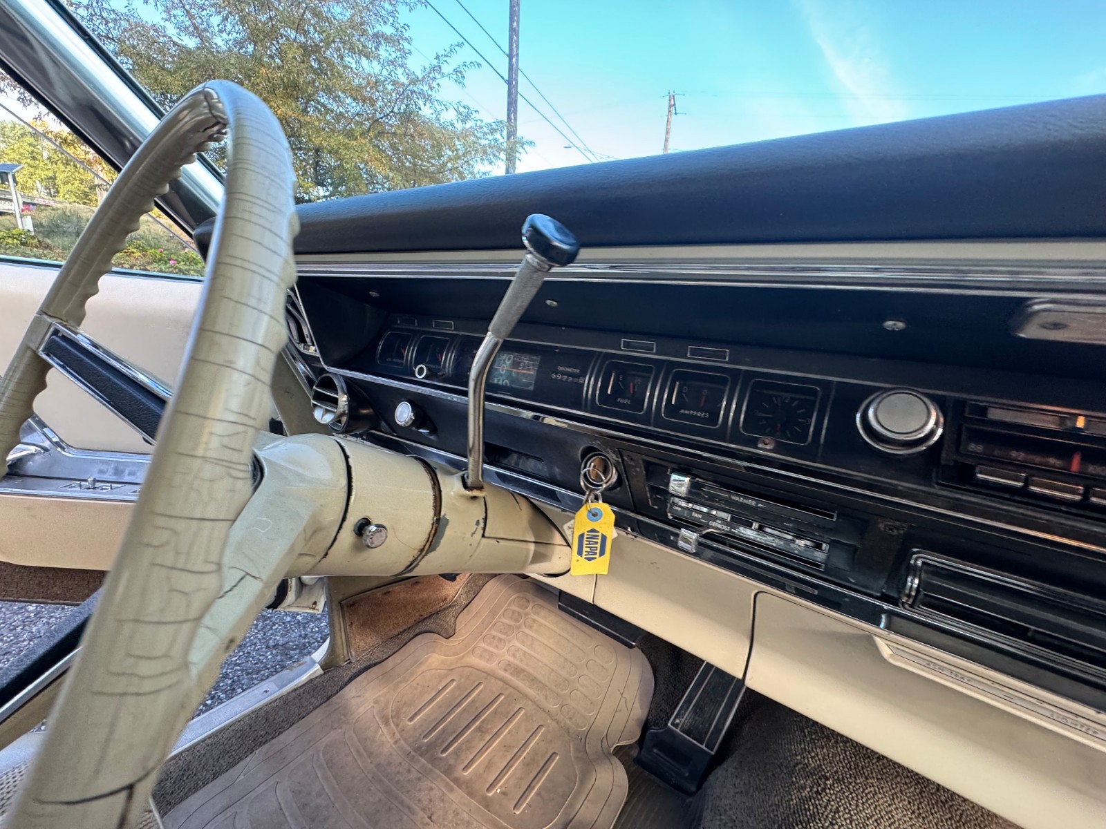 Buick-Riviera-1967-24