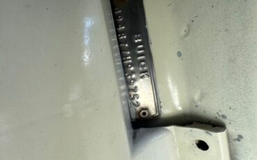 Buick-Riviera-1967-26