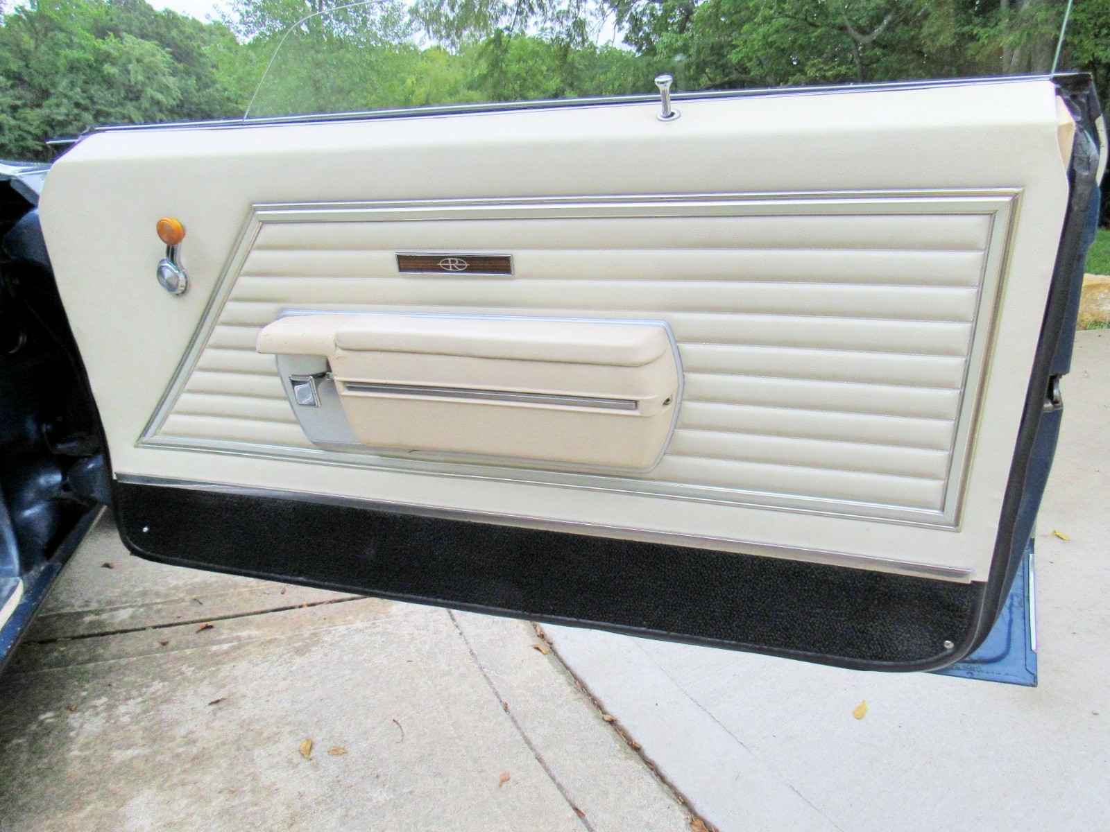 Buick-Riviera-1969-Coupe-11