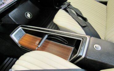 Buick-Riviera-1969-Coupe-14