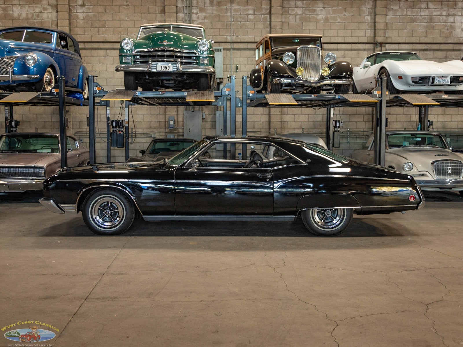 Buick-Riviera-1970-2-Door-Hardtop-1