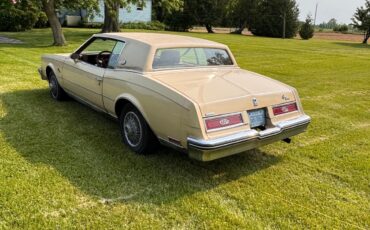 Buick-Riviera-1979-Coupe-6