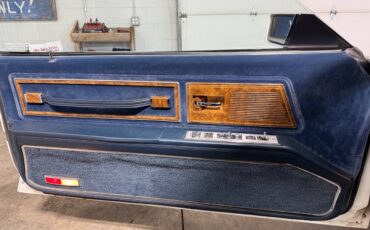 Buick-Riviera-1985-COUPE-39