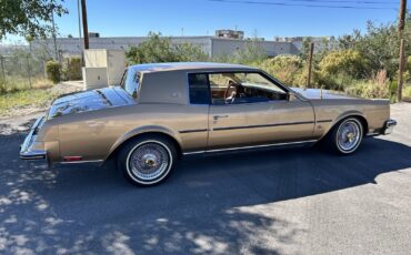 Buick-Riviera-1985-Coupe-1
