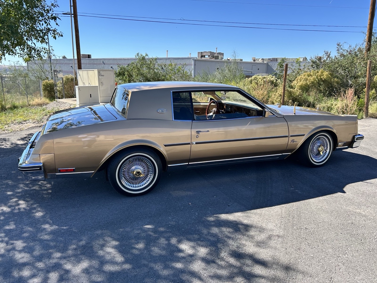 Buick-Riviera-1985-Coupe-1