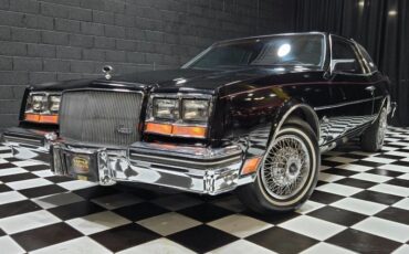 Buick-Riviera-1985-Coupe-1