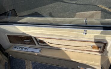 Buick-Riviera-1985-Coupe-20