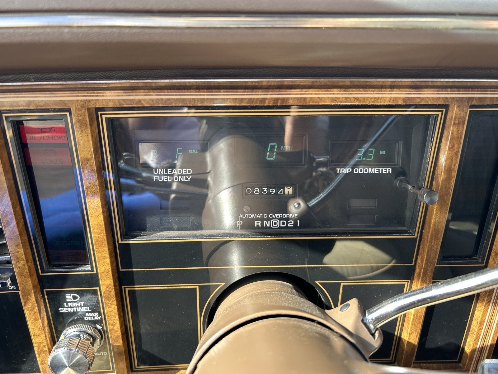 Buick-Riviera-1985-Coupe-25