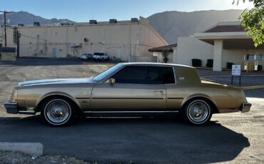 Buick-Riviera-1985-Coupe-6