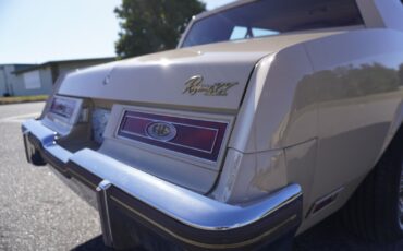 Buick-Riviera-XX-Anniversary-Edition-1983-Coupe-25