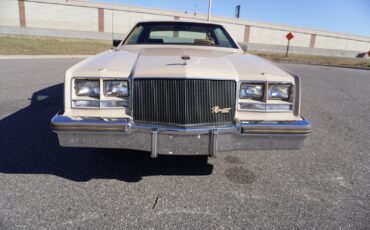 Buick-Riviera-XX-Anniversary-Edition-1983-Coupe-8