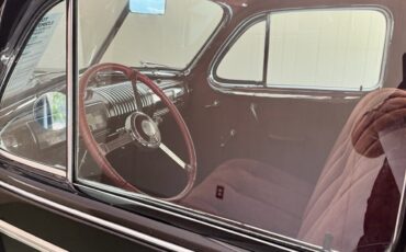 Buick-Roadmaster-1939-Sedan-14