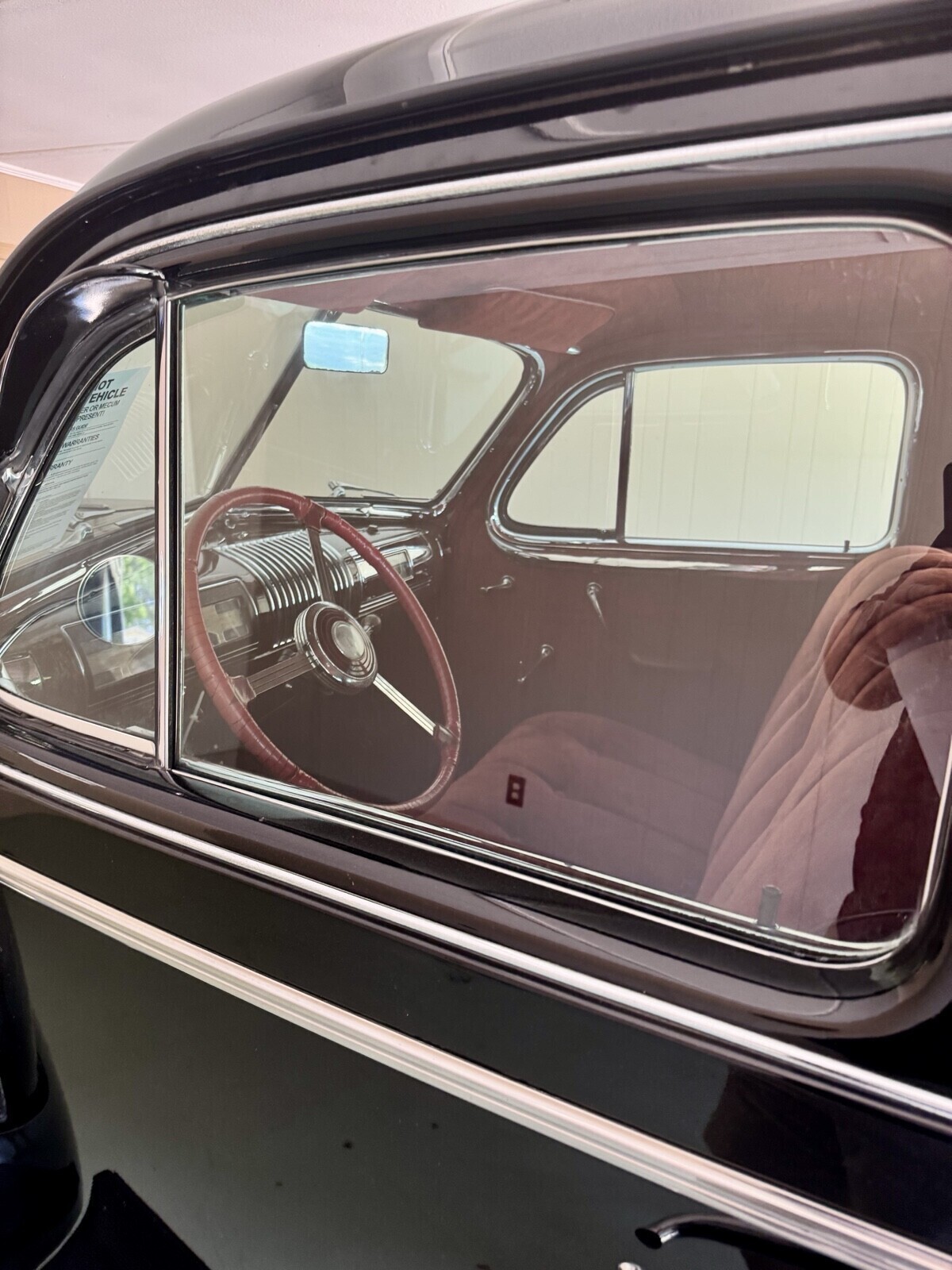 Buick-Roadmaster-1939-Sedan-14